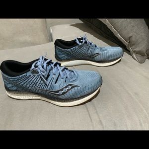 Mens Saucony Liberty Iso 2 size 10